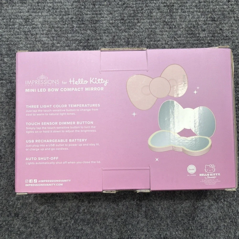 HELLO KITY Mini LED Bow Compact Mirror Vanity Pink Adjustable Light Dimmer New!!